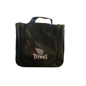 Tennessee Titans Black Hanging Toiletries Bag